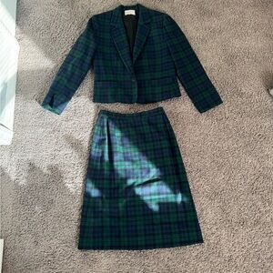 Vintage Pendleton Virgin Wool Black Watch Tartan Plaid Skirt Blazer Suit Set